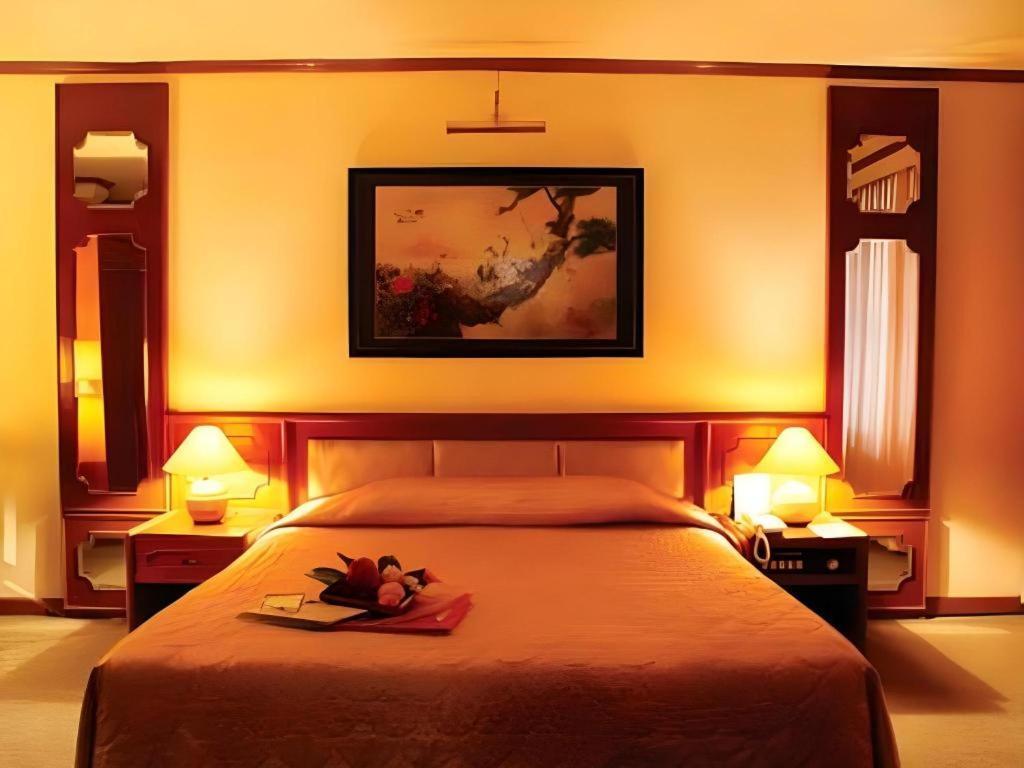 Purnama Hotel Batu  Exterior photo