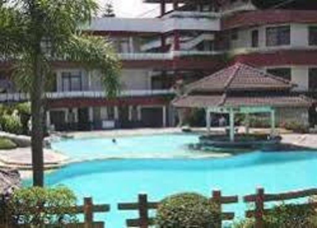 Purnama Hotel Batu  Exterior photo
