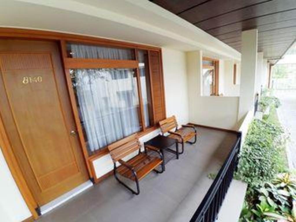 Purnama Hotel Batu  Exterior photo