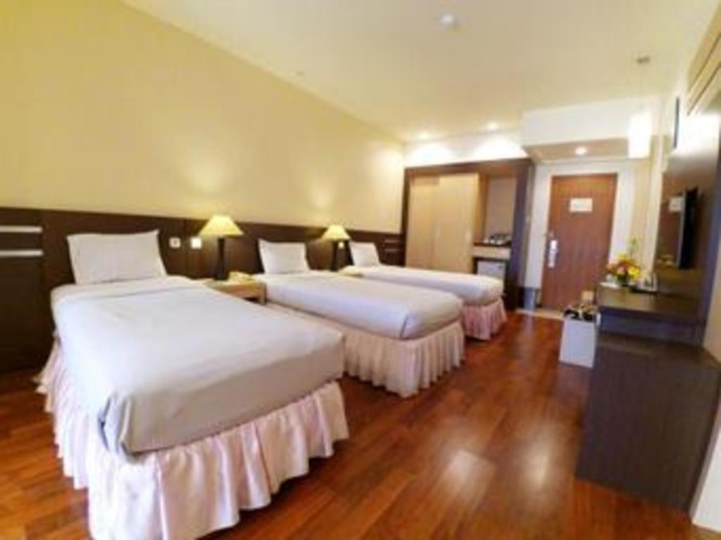 Purnama Hotel Batu  Exterior photo
