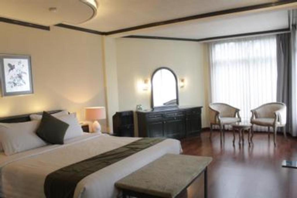 Purnama Hotel Batu  Exterior photo